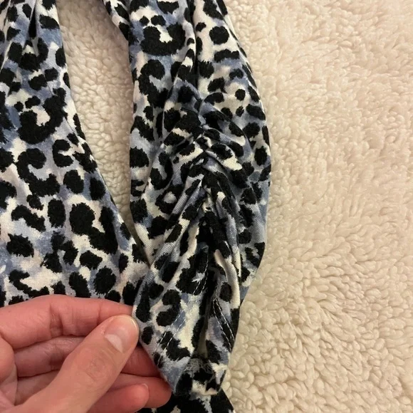 Bobeau animal print tunic shirt size S - Picture 6 of 8